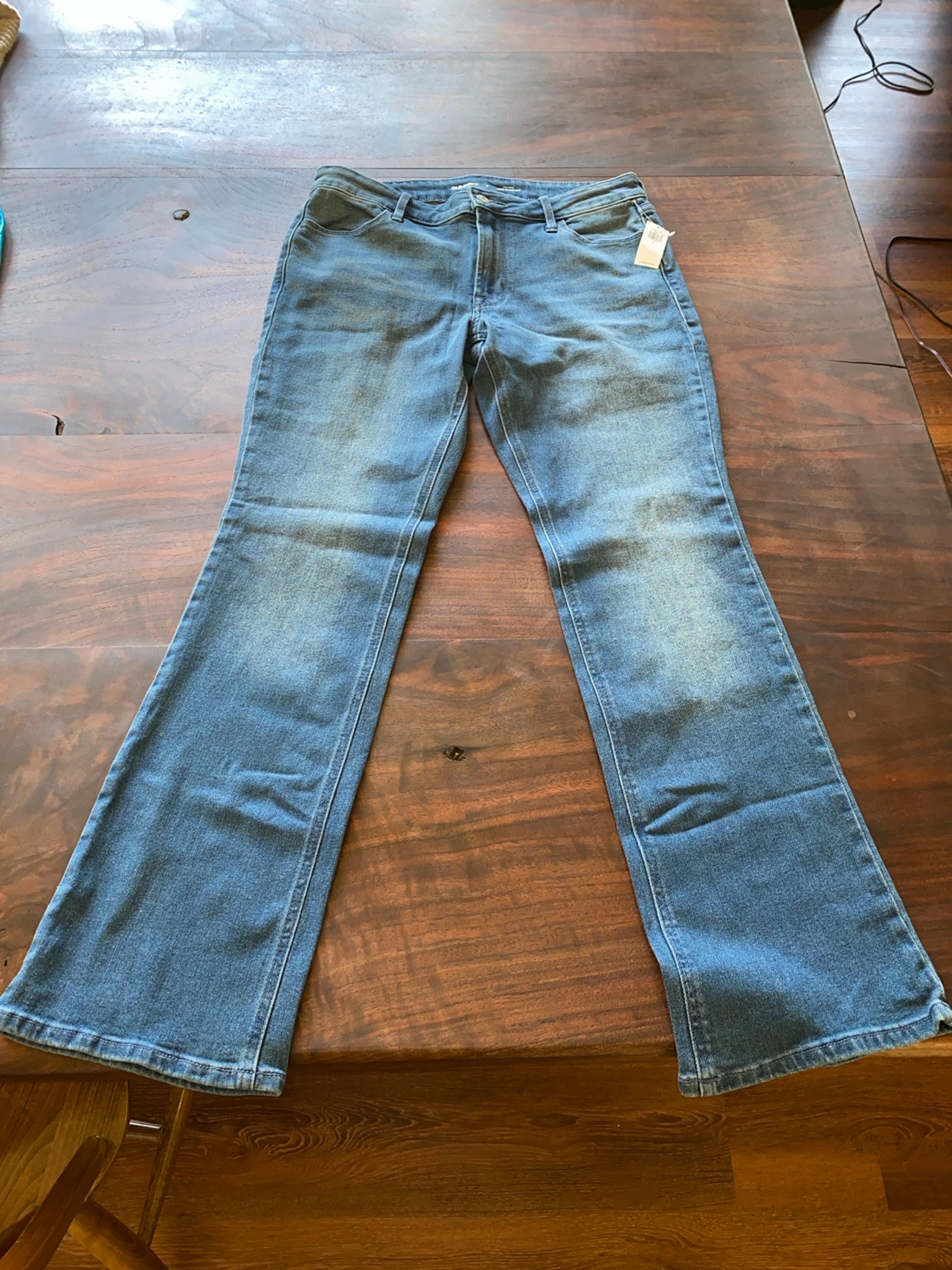 Old Navy new with tags mid rise wow boot cut jeans