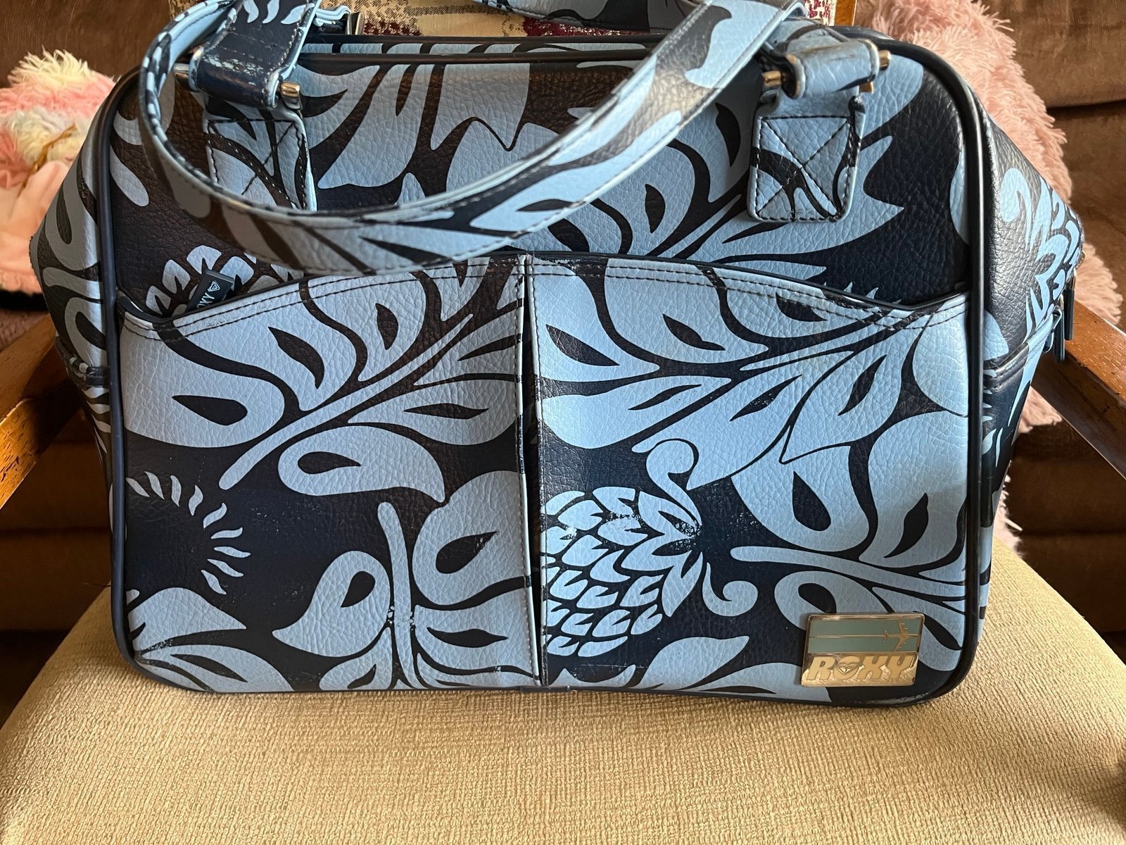 Vintage roxy luggage hotsell