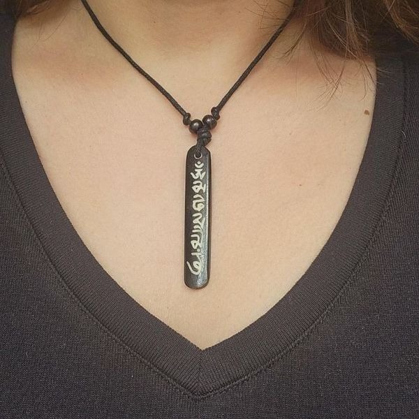 Vintage Handmade Tibetan Sanskrit Om Mane Padme Hum Unisex Lotus Necklace