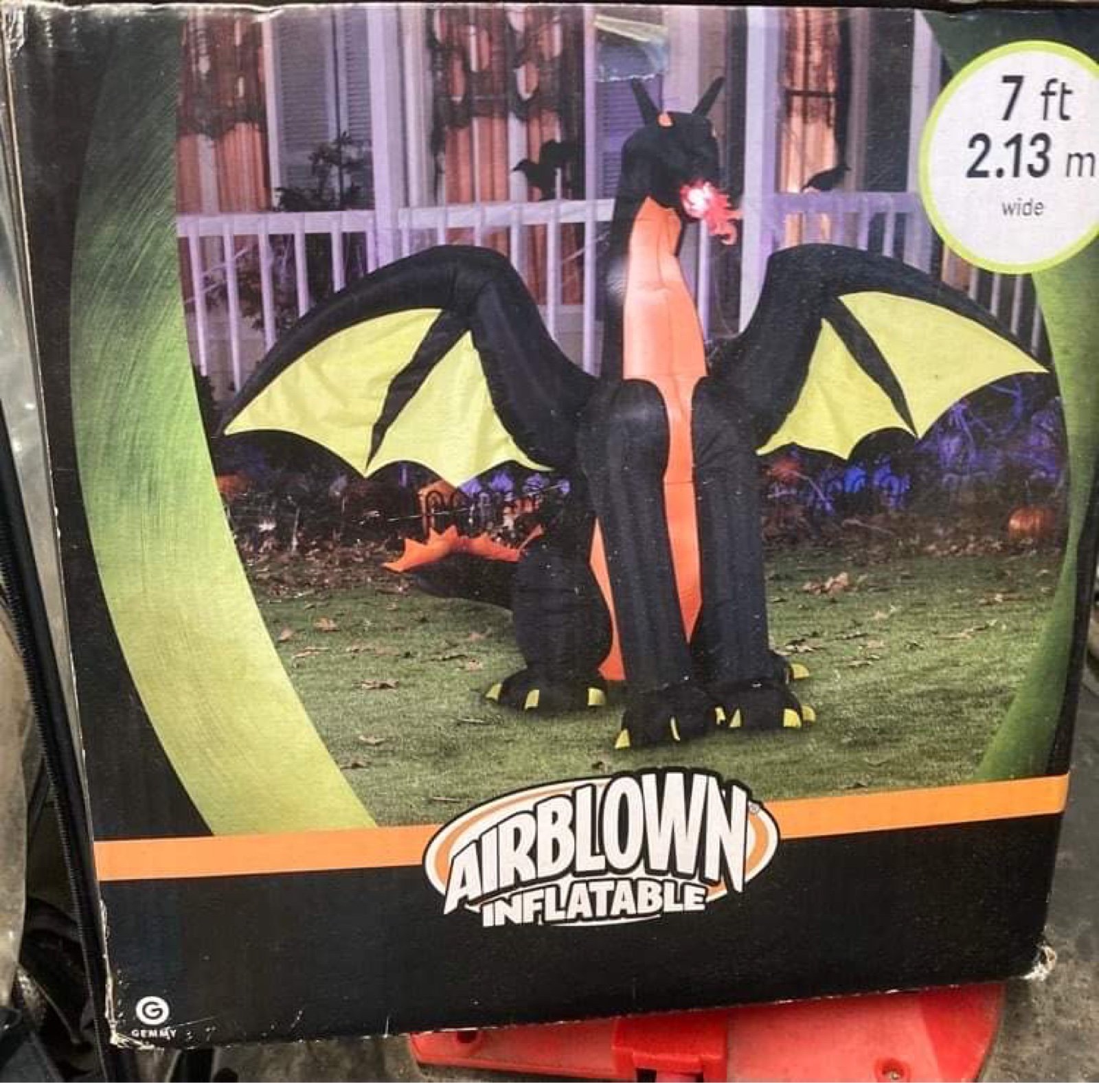 Inflatable dragon