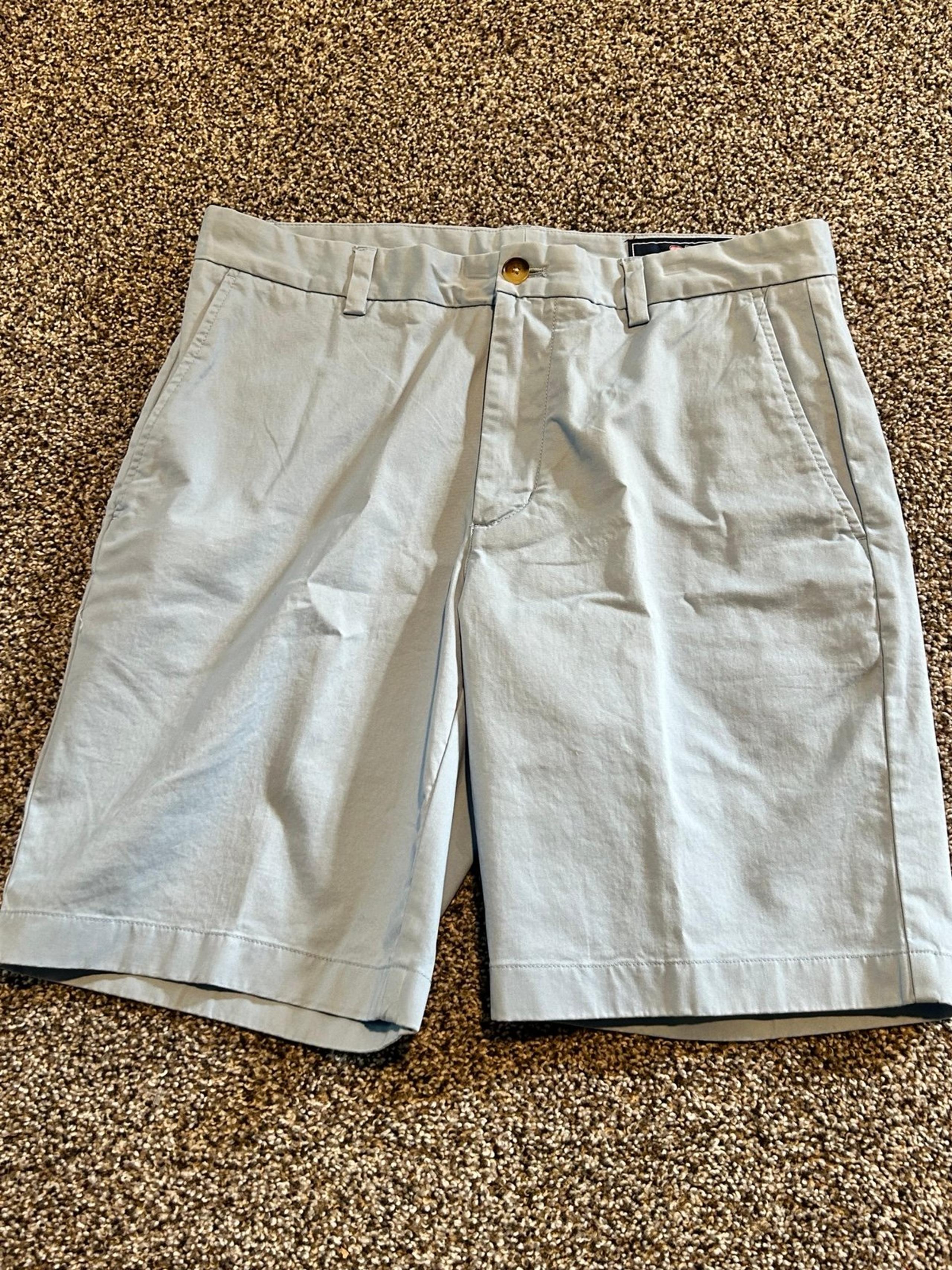 E2 Vineyard Vines men’s shorts size 32 waist by Shep & Ian light blue