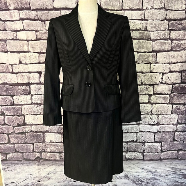Jones Wear Black & White Pinstripe Skirt Suit Size 10