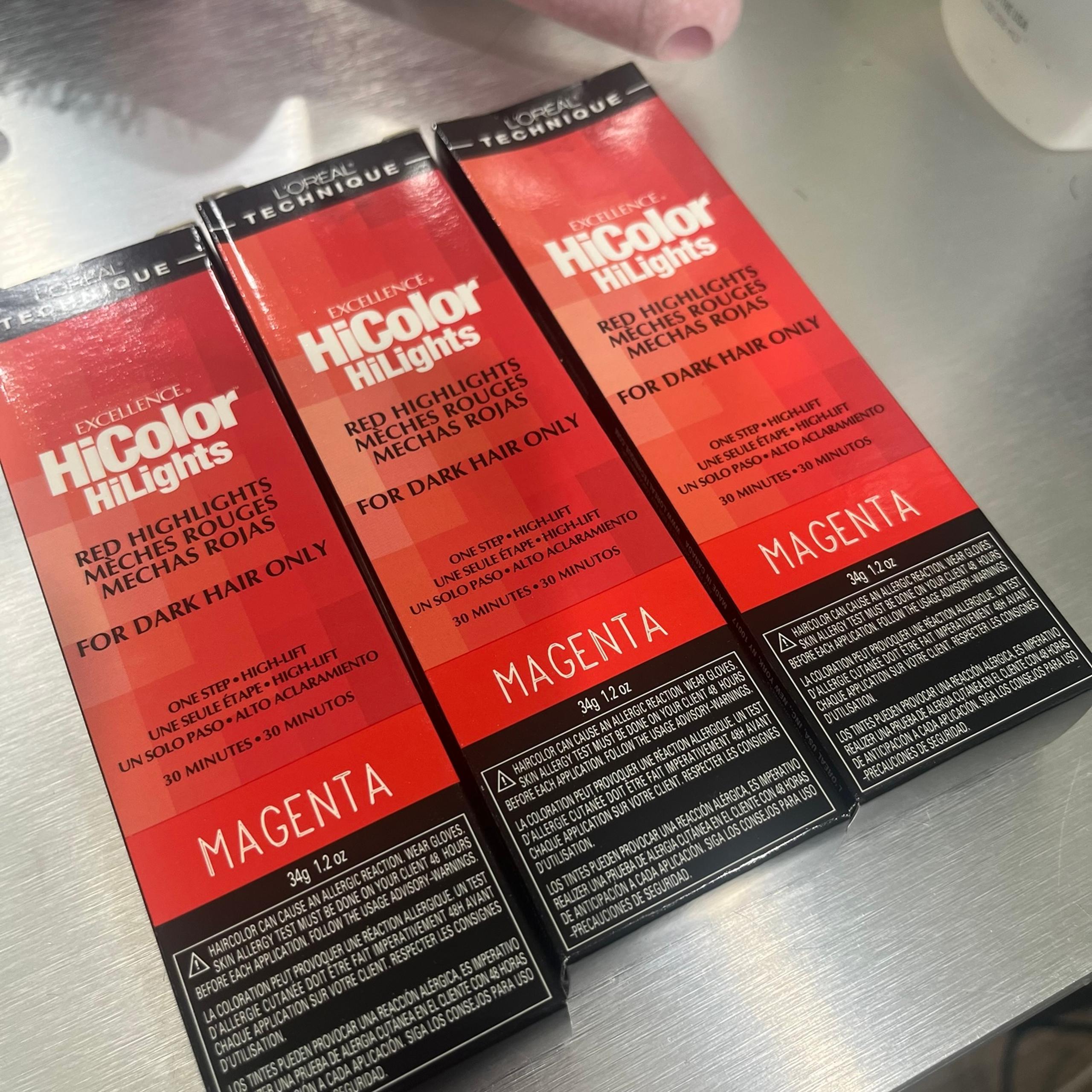 L’Oréal magenta hair color