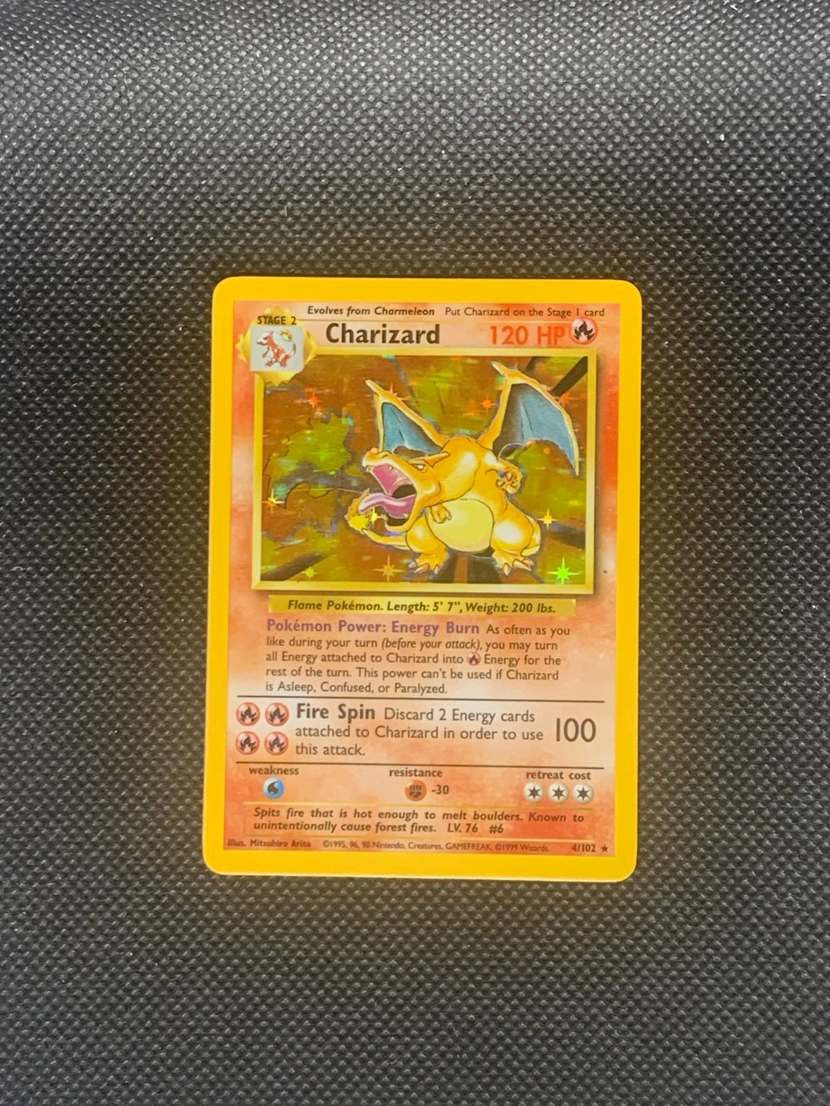 Pokémon Base Set Charizard Holo LP