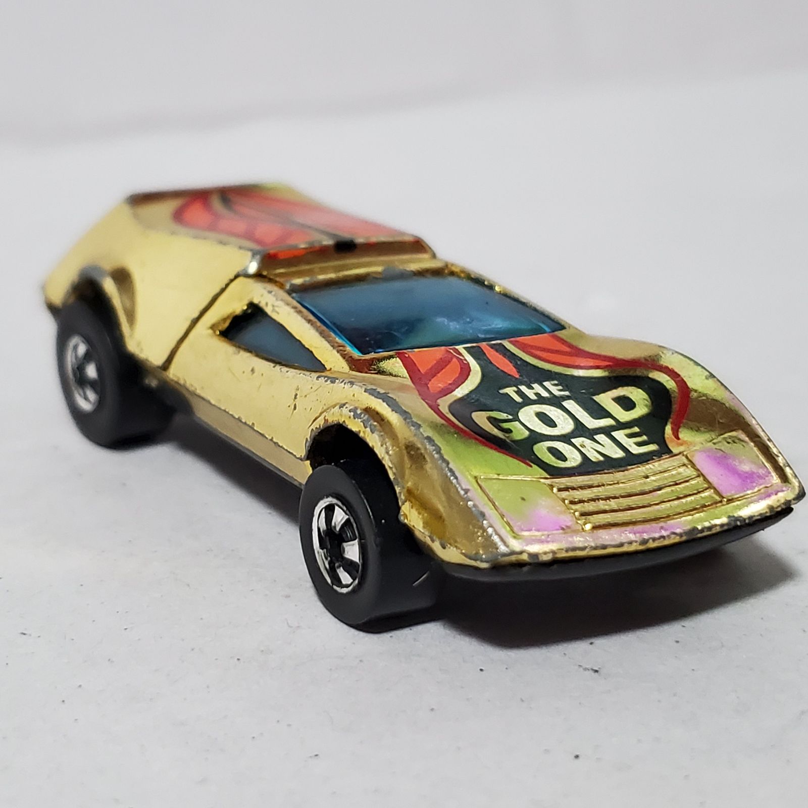 69 Hot Wheels GOLD Buzz Off Hong Kong