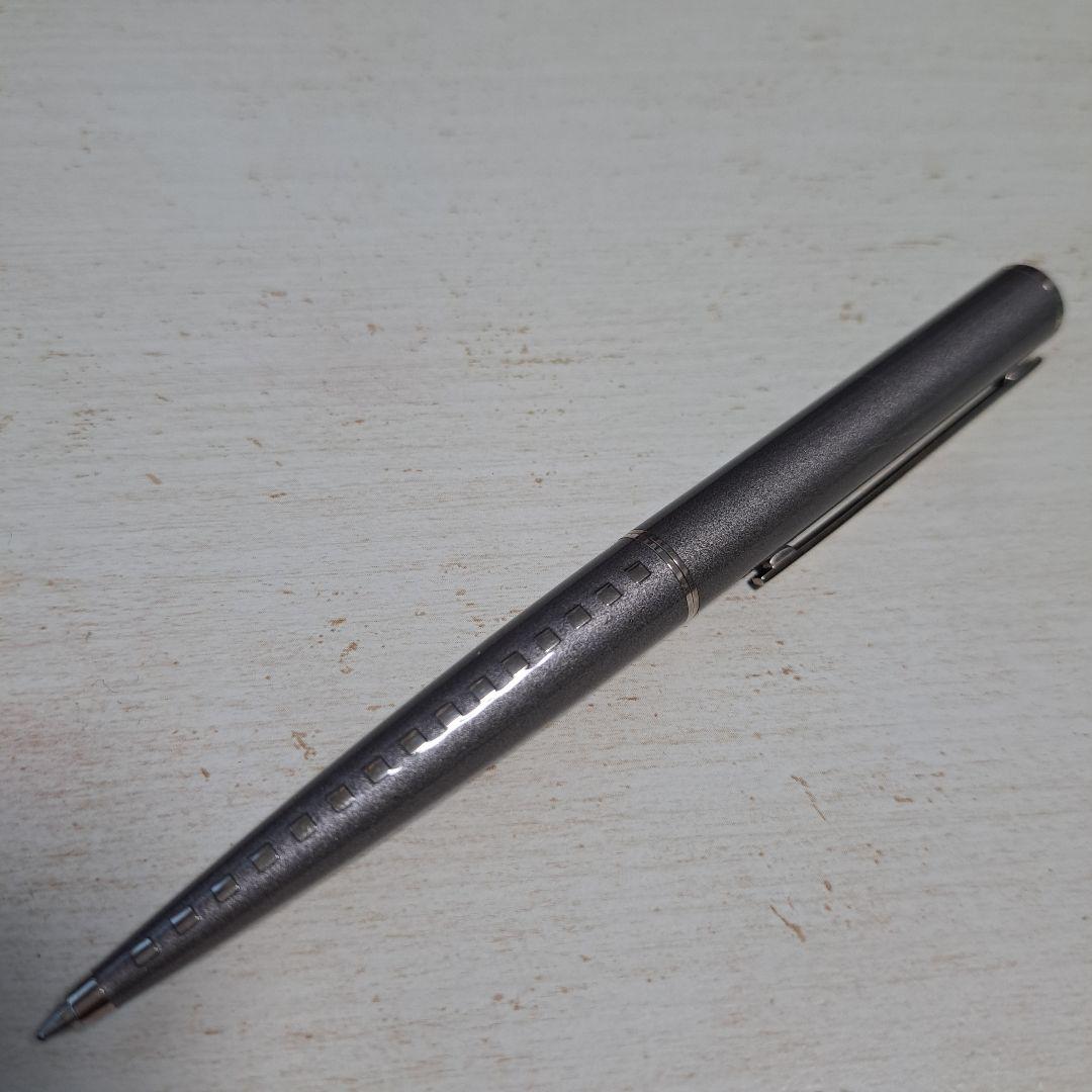 Louis Vuitton Ballpoint Pen Jet Ligne Gray Twist