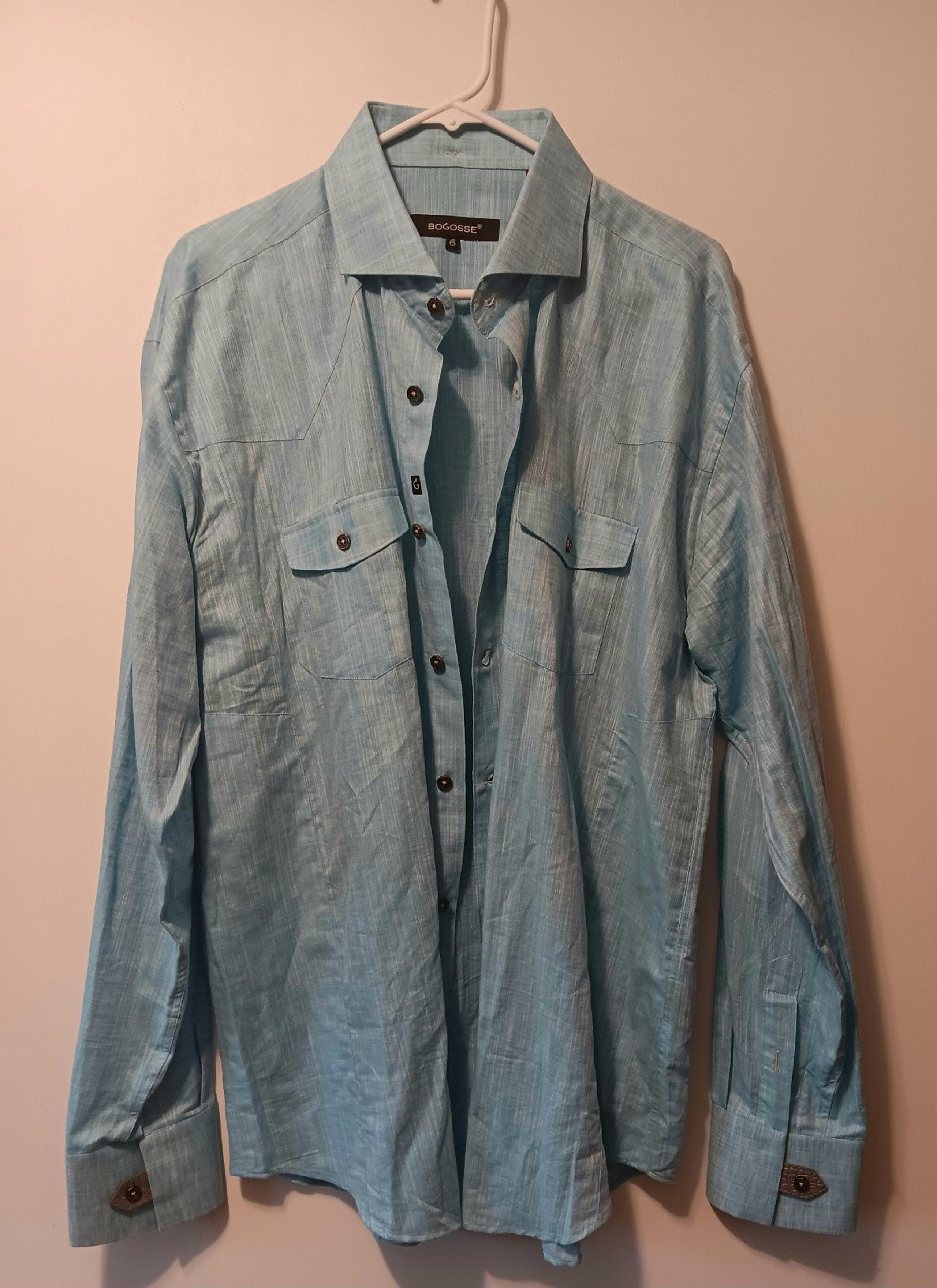 Mens Bogosee Long Sleeve Button Shirt. Light Blue. Size Medium. 100% Linen