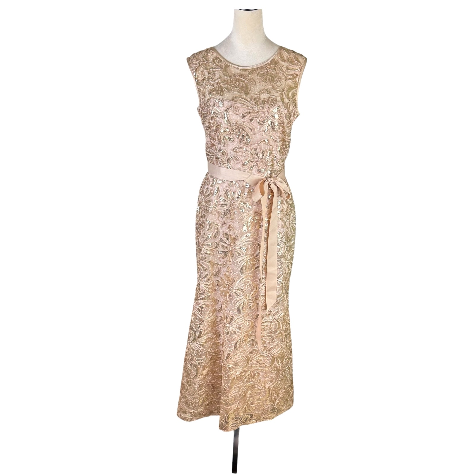 Betsy & Adam Metallic Gold Sequin Rosette Tie Maxi Formal Evening Gown Dress