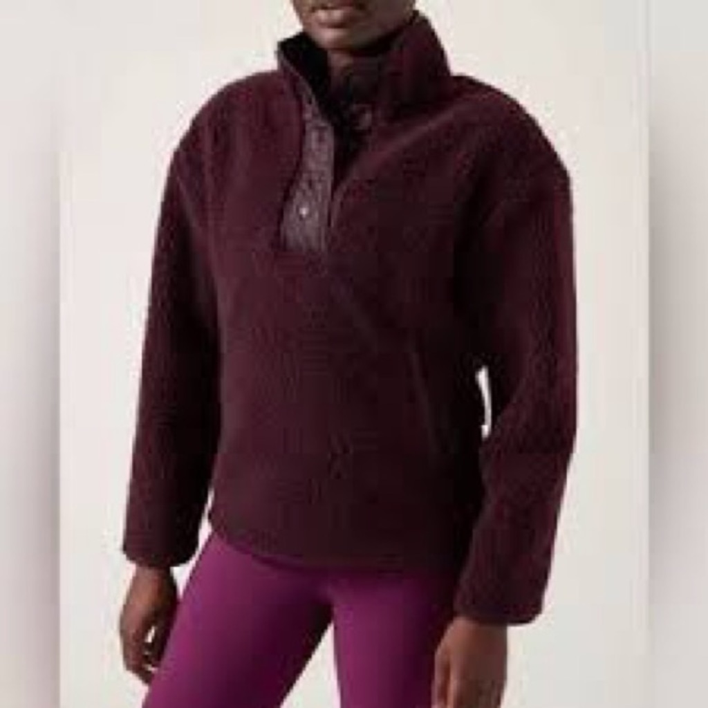 Athleta cozy Sherpa snap sweatshirt color eggplant Wine Size Medium