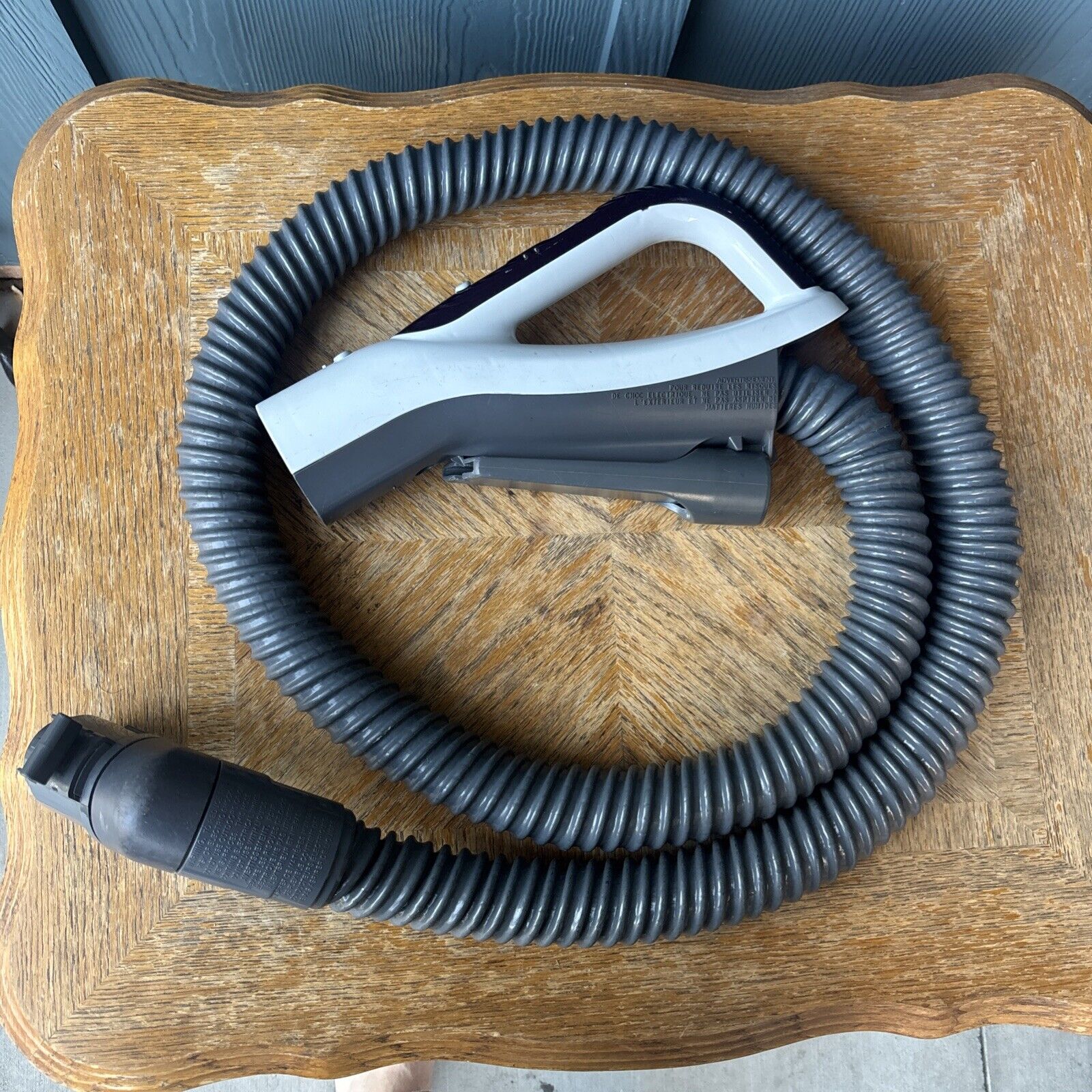 Hand Grip W/ Hose Kenmore 116 21614014 Purple Vacuum BROKEN WAND REL BUTTON