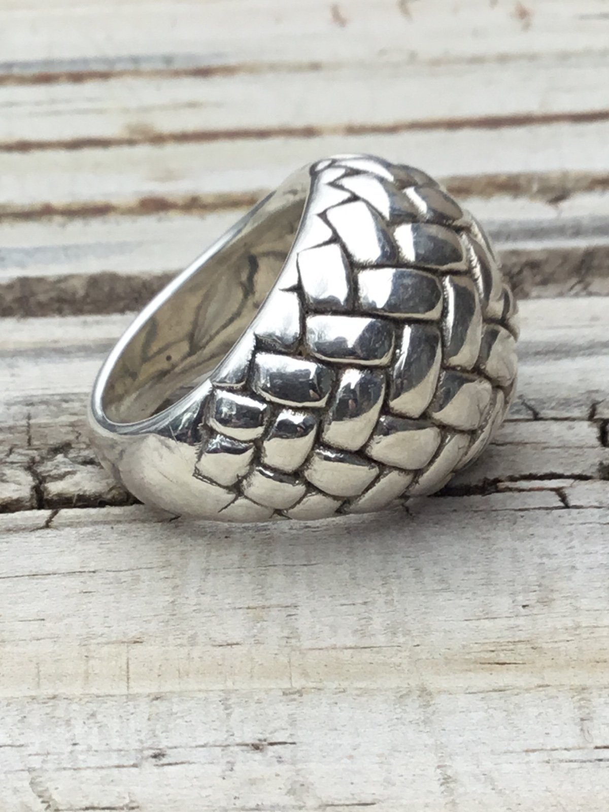 Sterling silver vintage very heavy modernist basket weave design ring