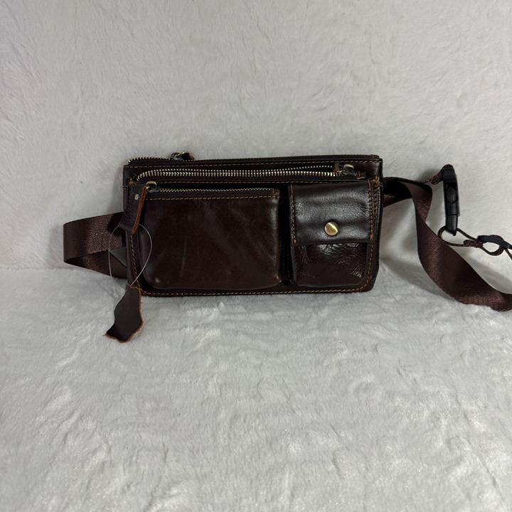 Vintage-Style Leather Waist Bag With Adjustable Strap & Multiple Compartments