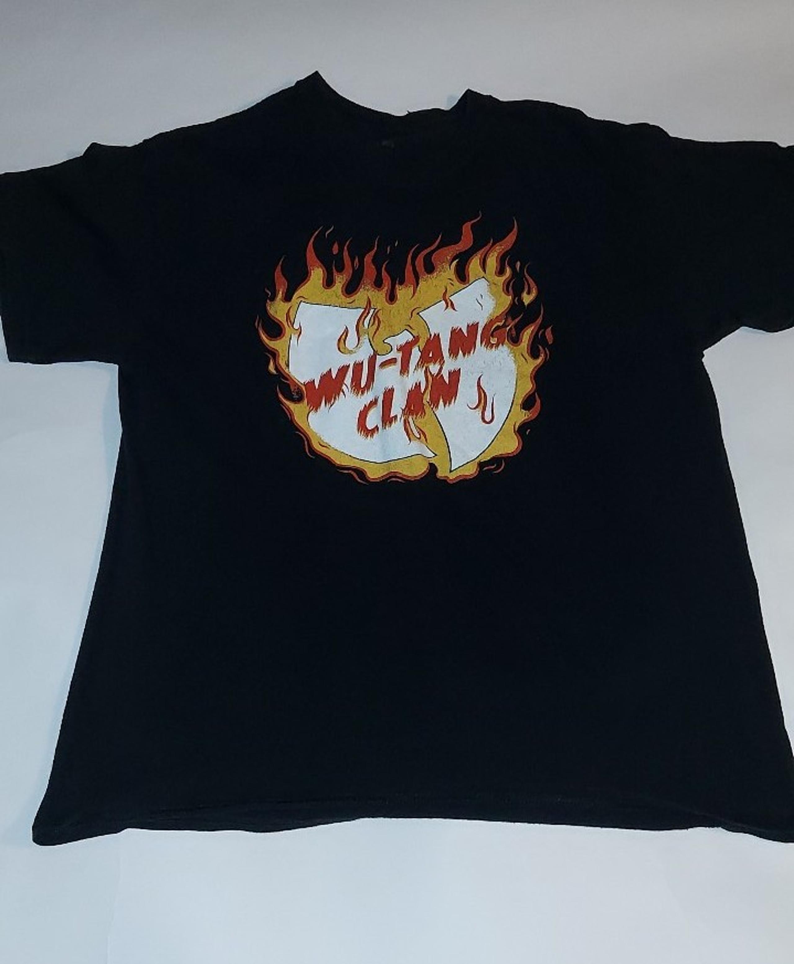 Wu Tang Clan Hip Hop Men’s Short Sleeve T Shirt Large Black Flames