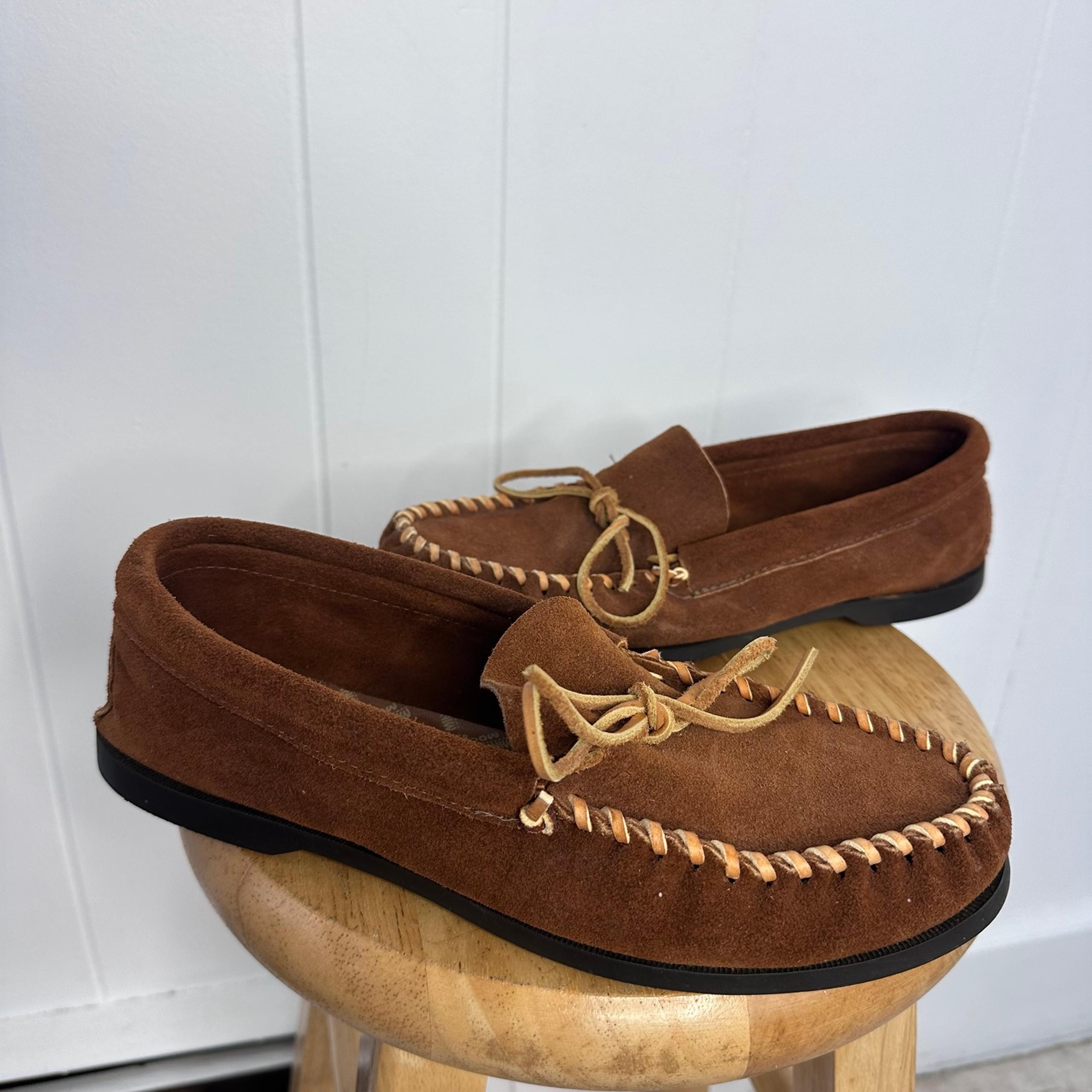 Minnetonka Moccasins Women’s Suede Tie Slip On Shoes