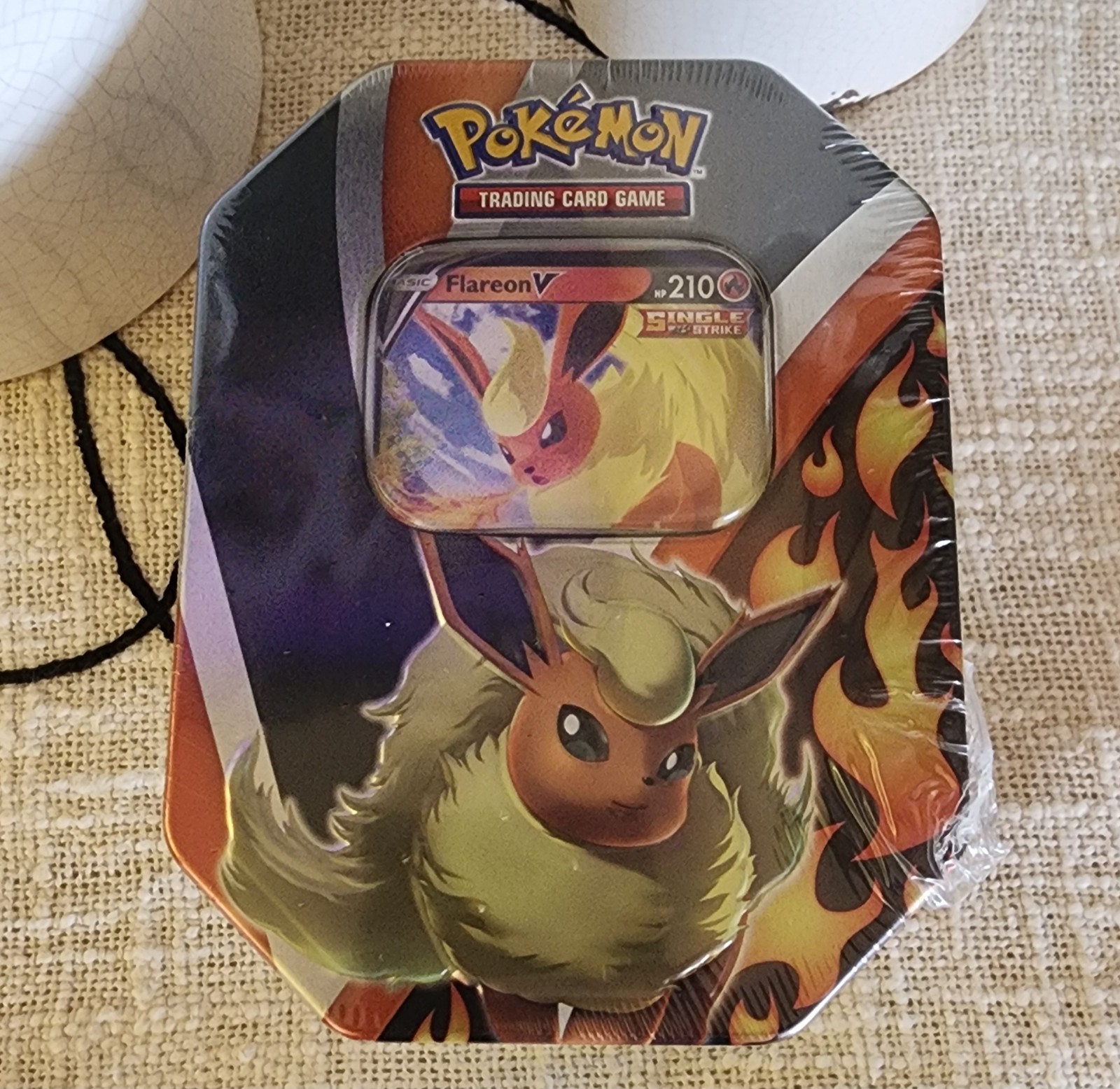 Pokemon cards Tin brand new