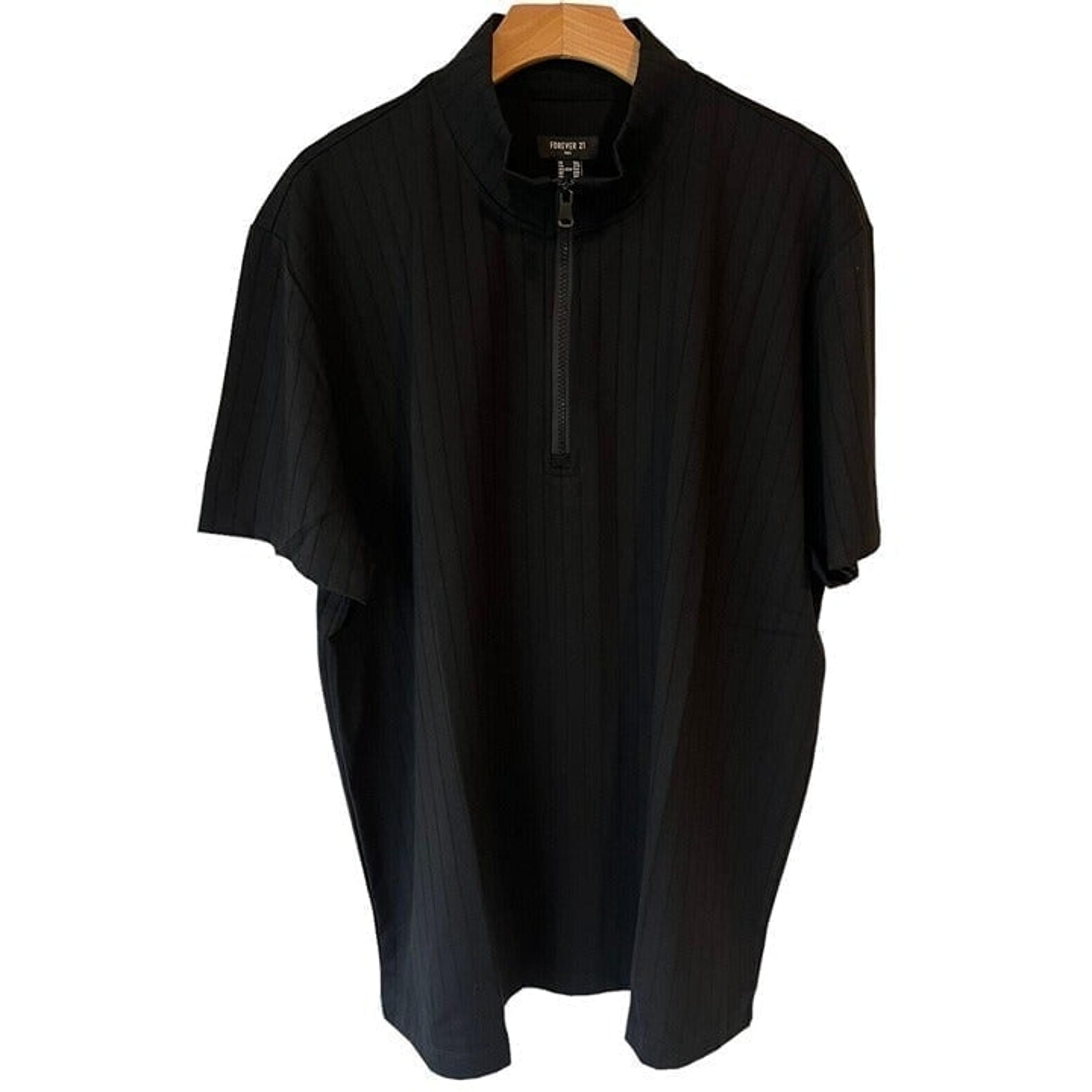 Forever 21  Mens Short Sleeve Quarter Zip Shirt Top Ribbed Black Size XXL NEW