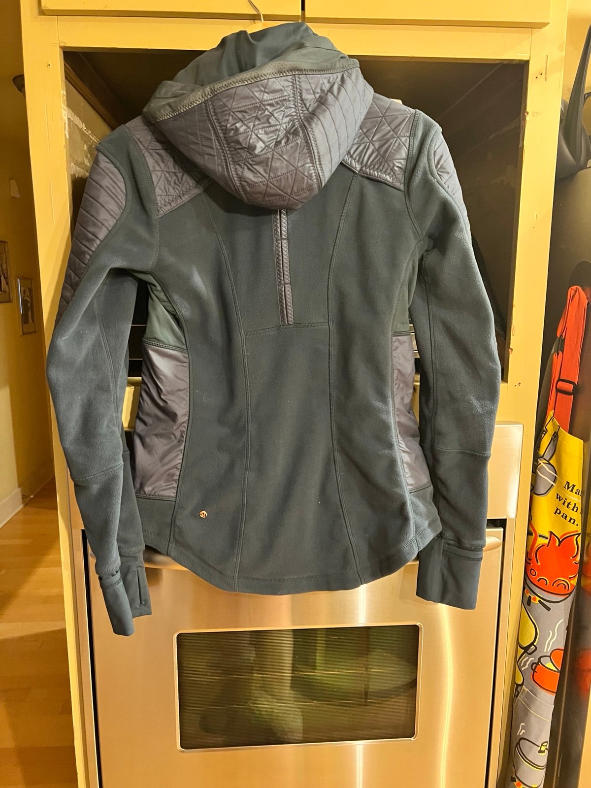 EUC Lululemon 2 in 1 Fleece Jacket w/ removable hood attachment Green Sz. 8