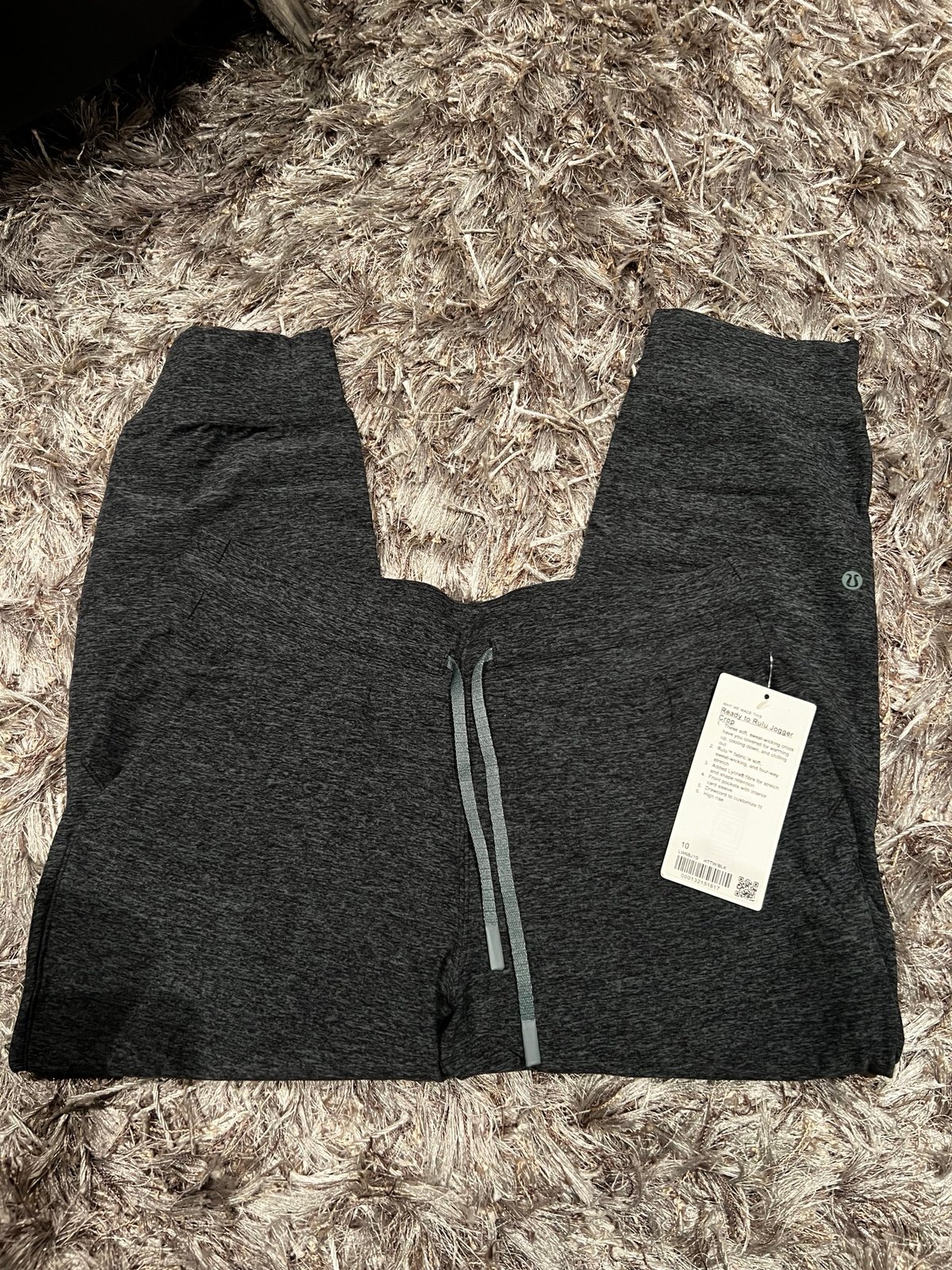 Lululemon jogger *Crop
