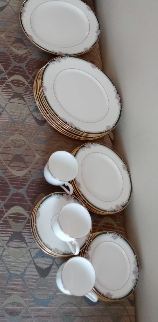 Vintage Lenox Alyssa debut collection 21pc china set