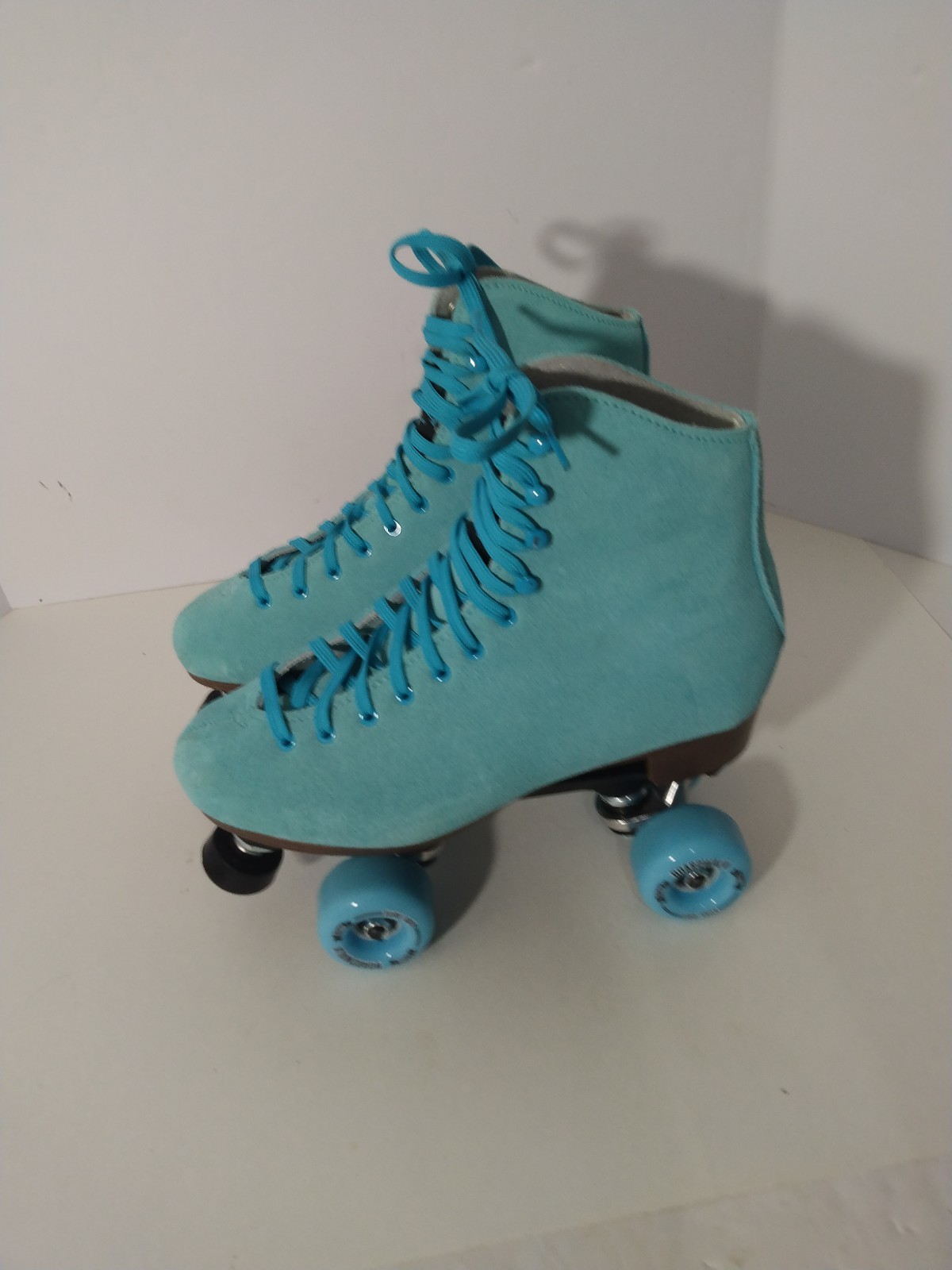 Sure Grip Boardwalk Blue Suede Leather Roller Skates Men Size 9 Womens 11