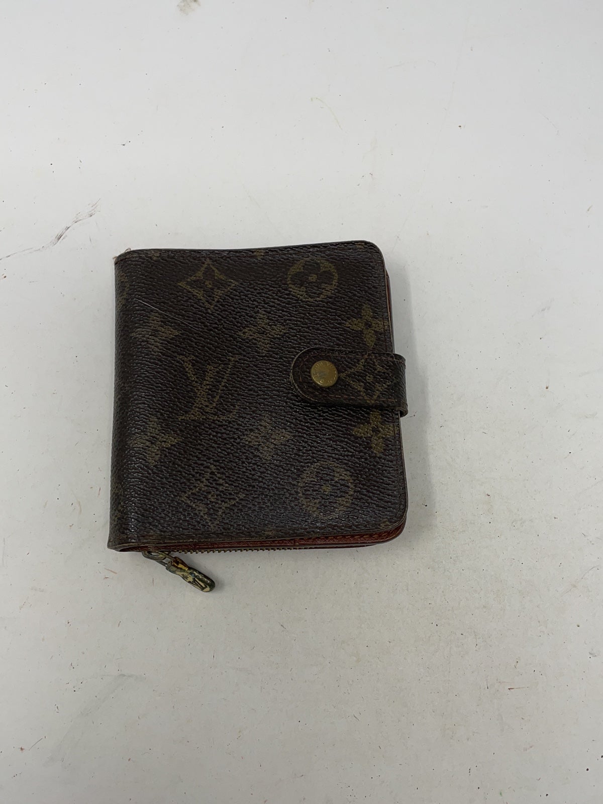 Louis Vuitton Monogram Compact Zippe Wallet