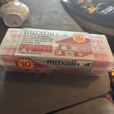 NEW Maxell UR 90 10 Pack Audio Tape Cassettes Blank with Case SEALED