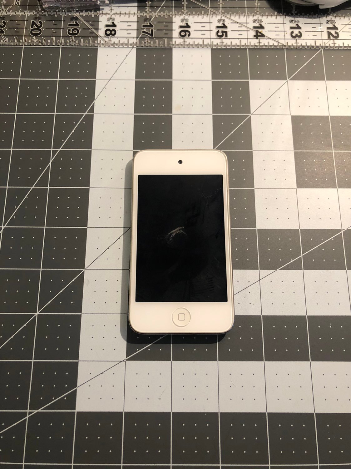 apple iPod touch (4th generation) 32GB