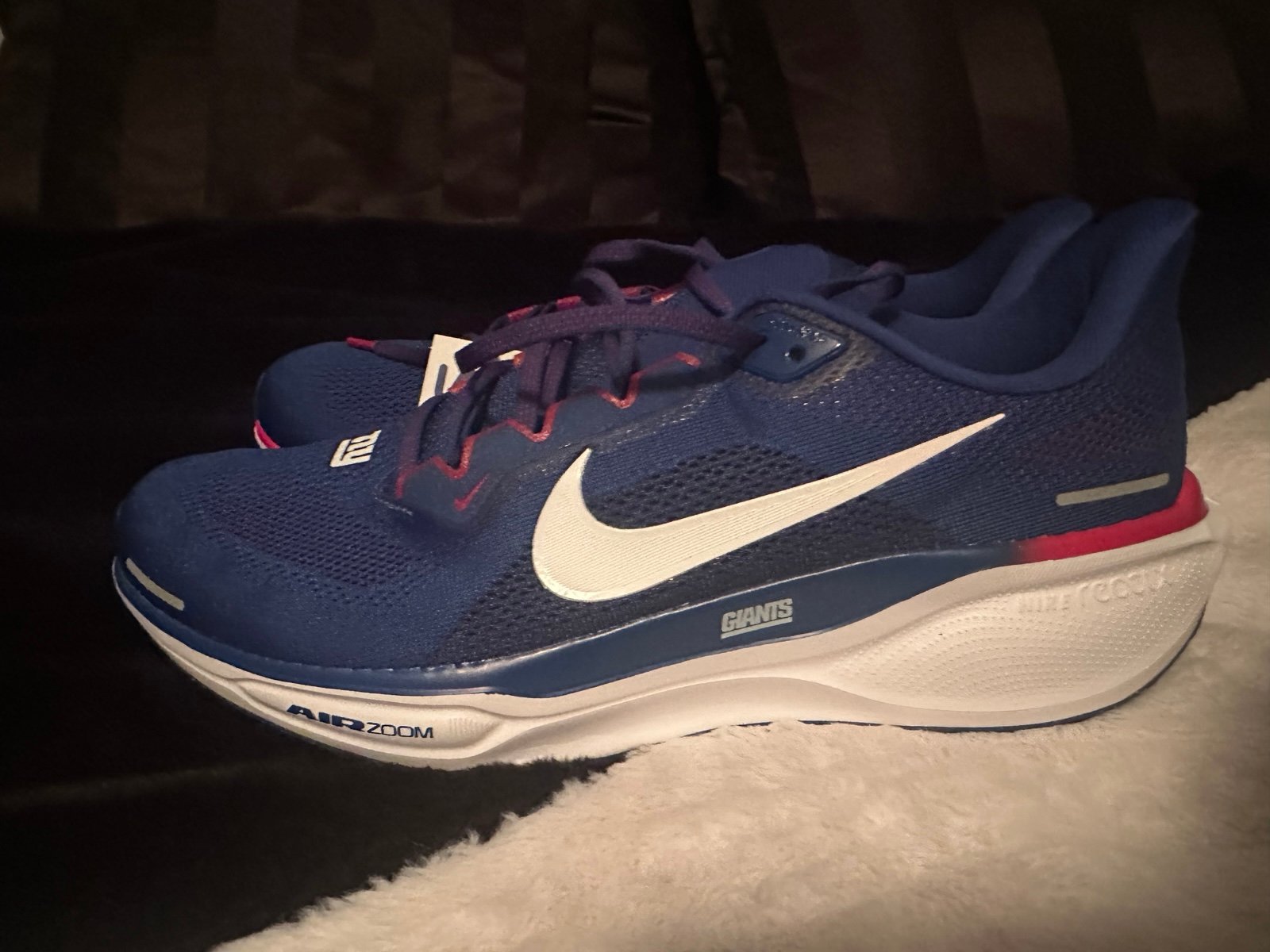 Nike Pegasus 41 New York giants sneakers size 11.5 new without tags. Free shippi