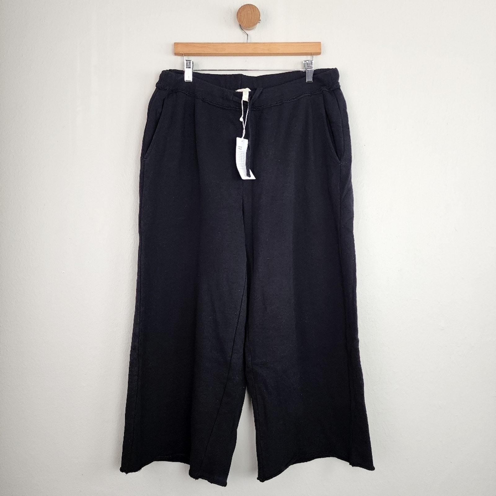 NWT Eileen Fisher Organic Cotton Black Drawstring Wide Leg Cropped Fleece Pant