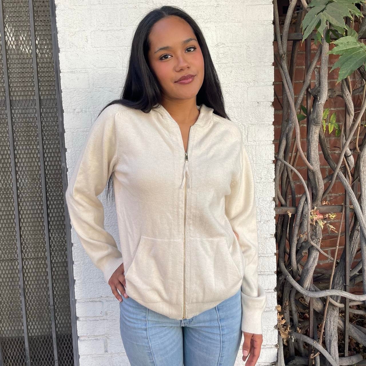 Charlotte Avery cozy cream LA sweater in oatmeal size m