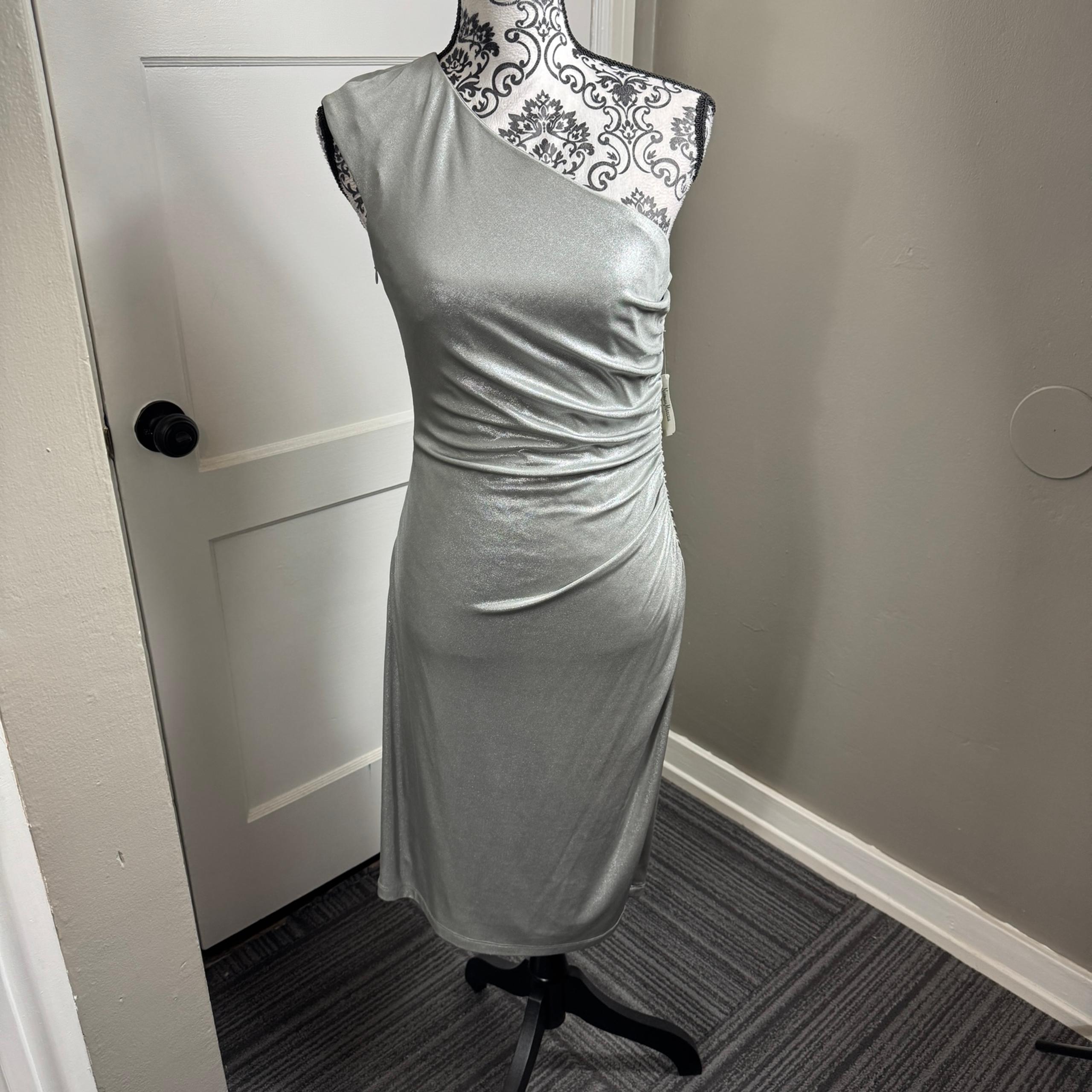 David Meister silver shimmer one shoulder knee length ruched cocktail dress