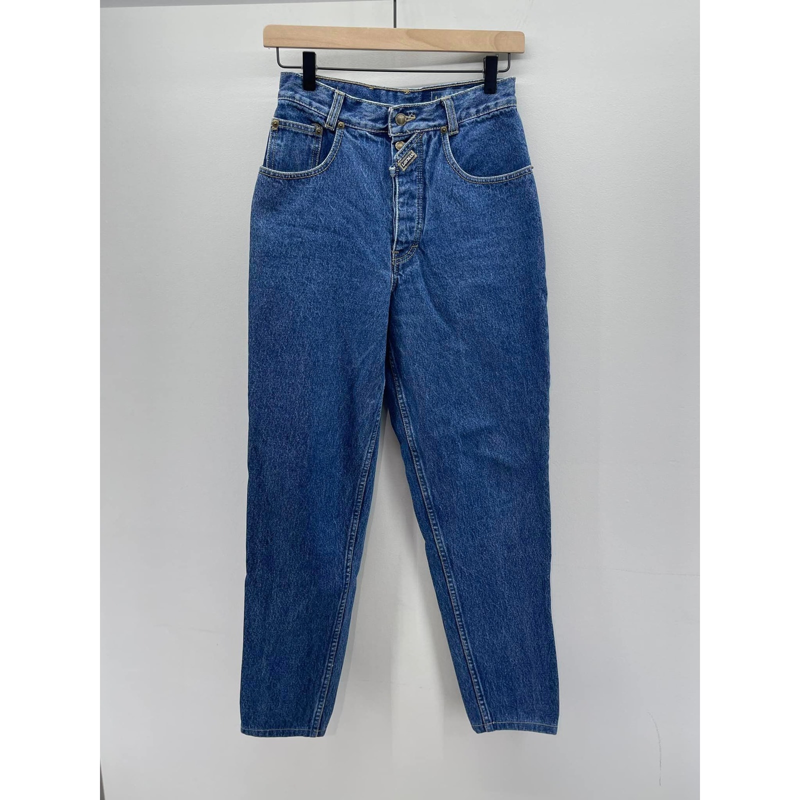 Vintage LAWMAN High Rise Button Fly Embroidered Back Pocket Tapered Leg Jeans