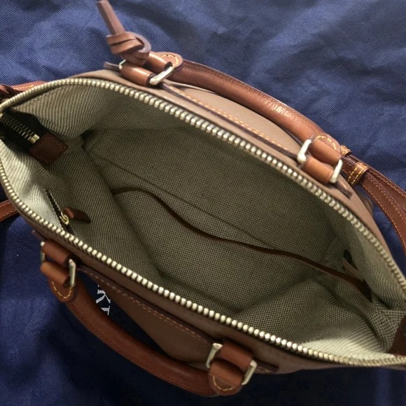 NWOT Dooney & Bourke large leather satchel