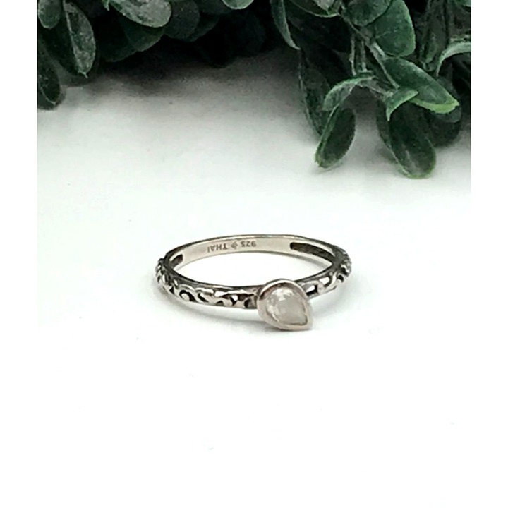 Vintage Silpada Sterling Silver 925 Teardrop Cubic Zerconia Ring With Intricate