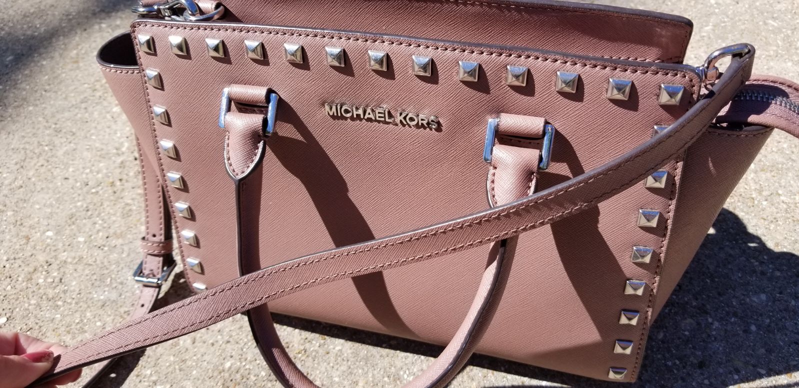 Michael Kors mauve stud medium Selma