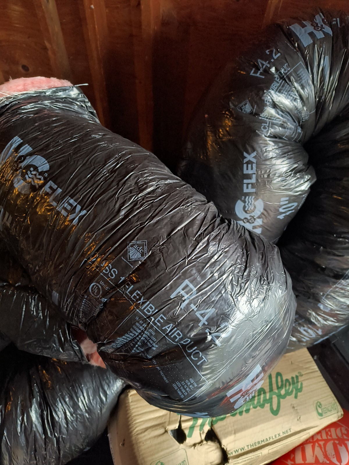 H and C flex duct insulation