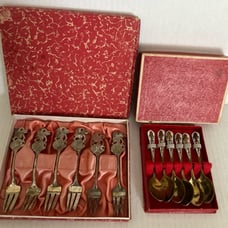 Set of Thailand, forks and spoons