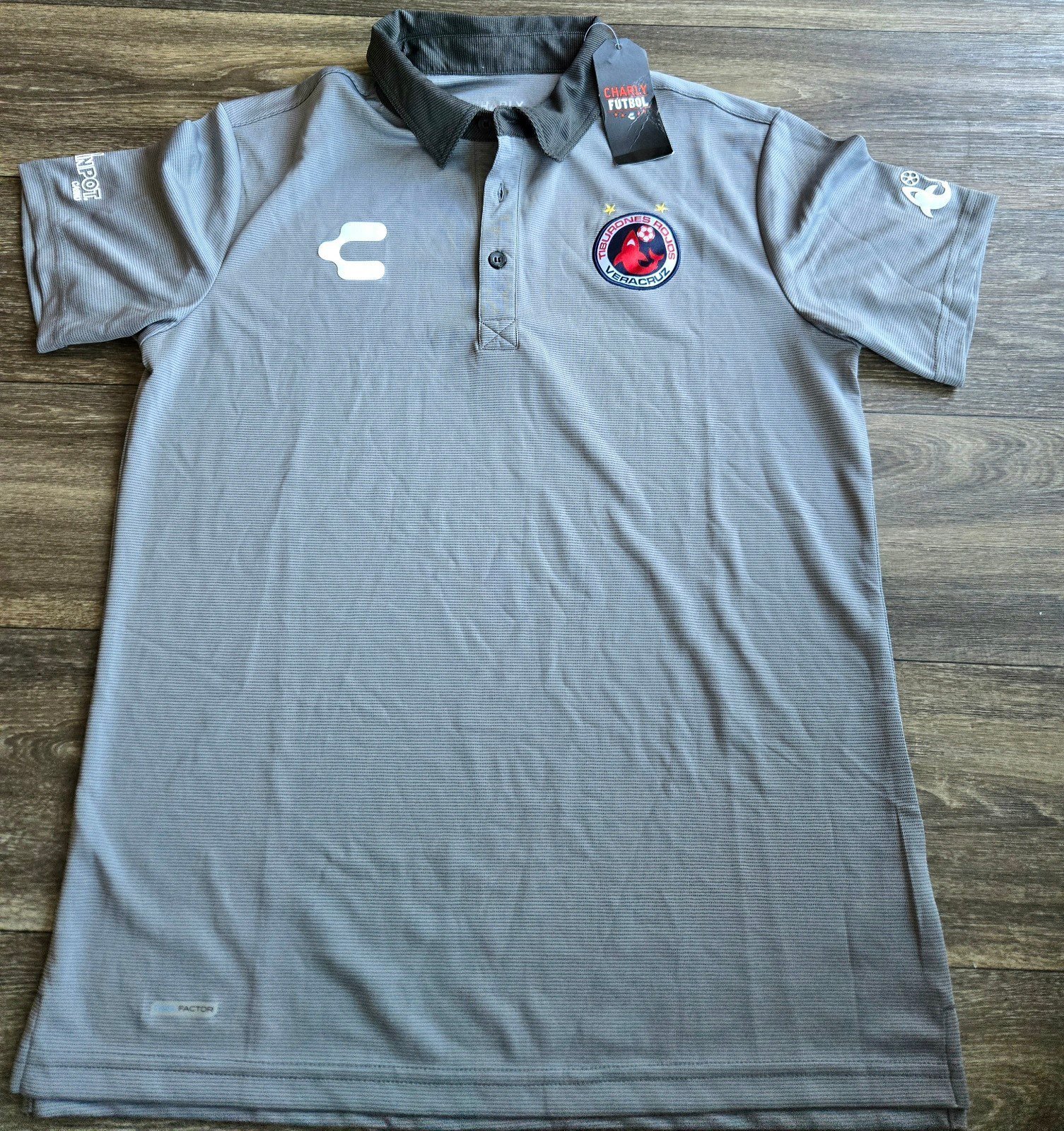 Charly Tiburones Rojos de Veracruz Polo Shirt Medium