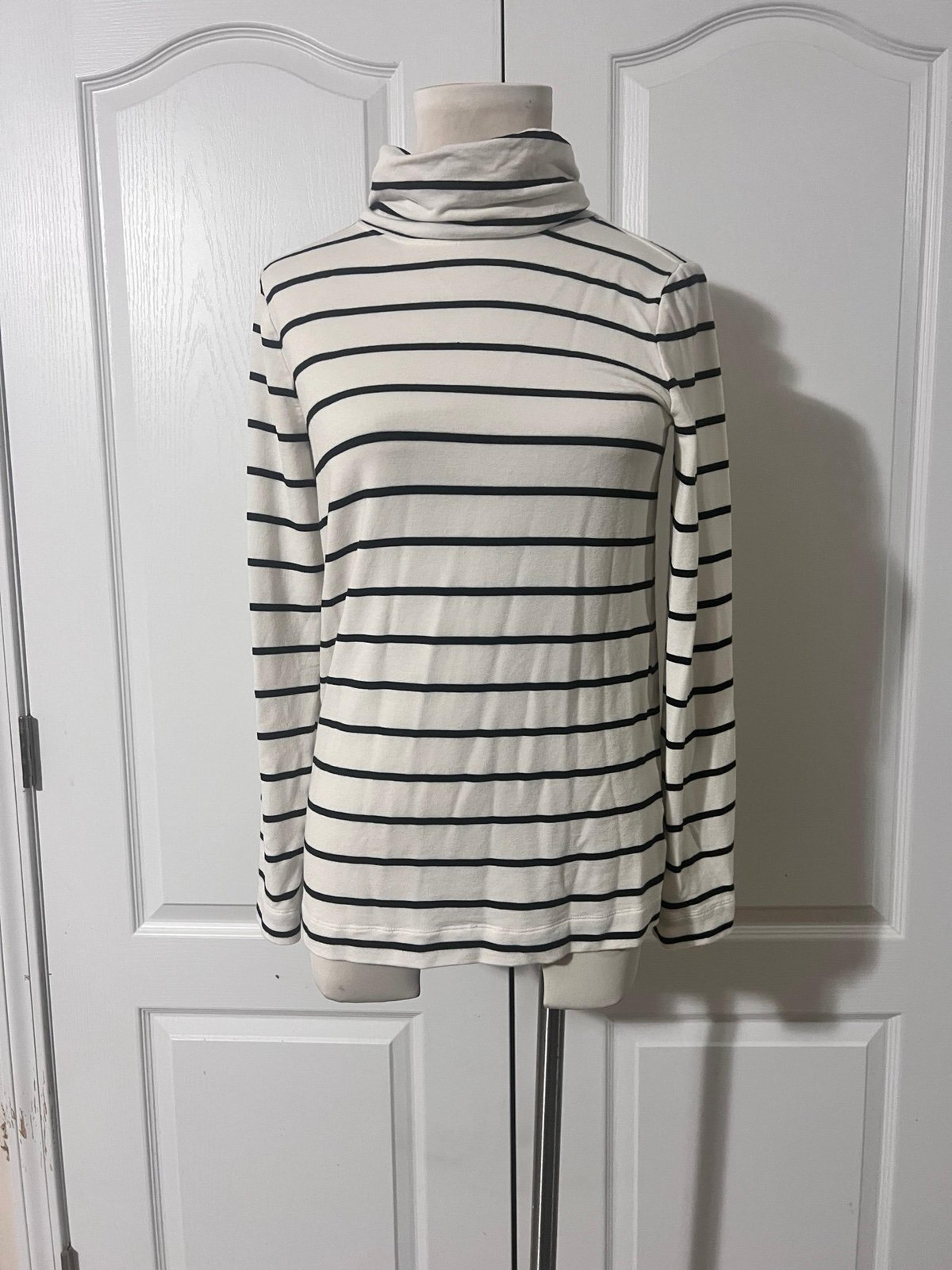 A New Day Long Sleeve Turtleneck Shirt - sz S