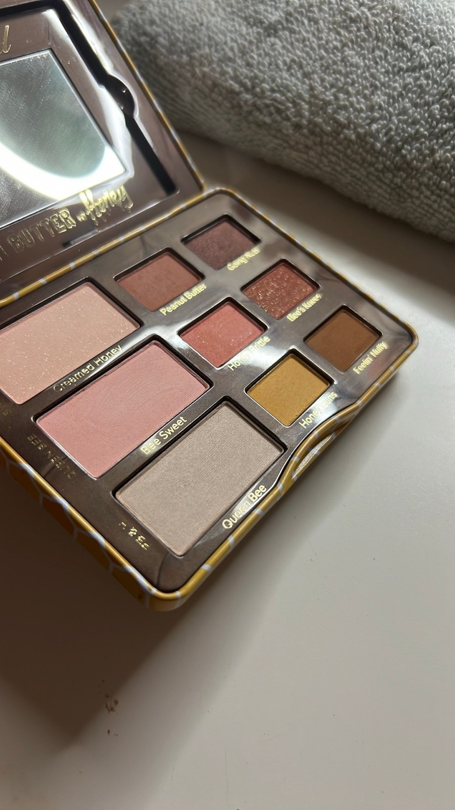 Too Faced Peanut Butter Honey Eyeshadow Palette