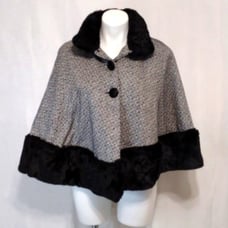 Muffeze Black And White Faux Fur Trim Wool Blend Cape Medium