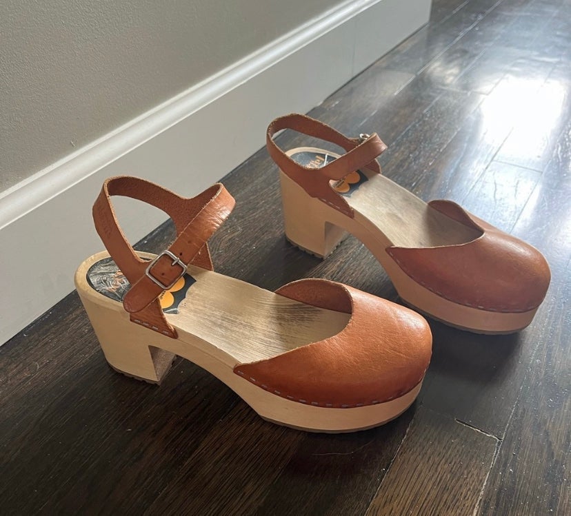 Swedish Hasbeens Krillan chunky clogs