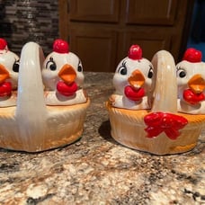 Two Sets 1970s Roosters S&P Shakers