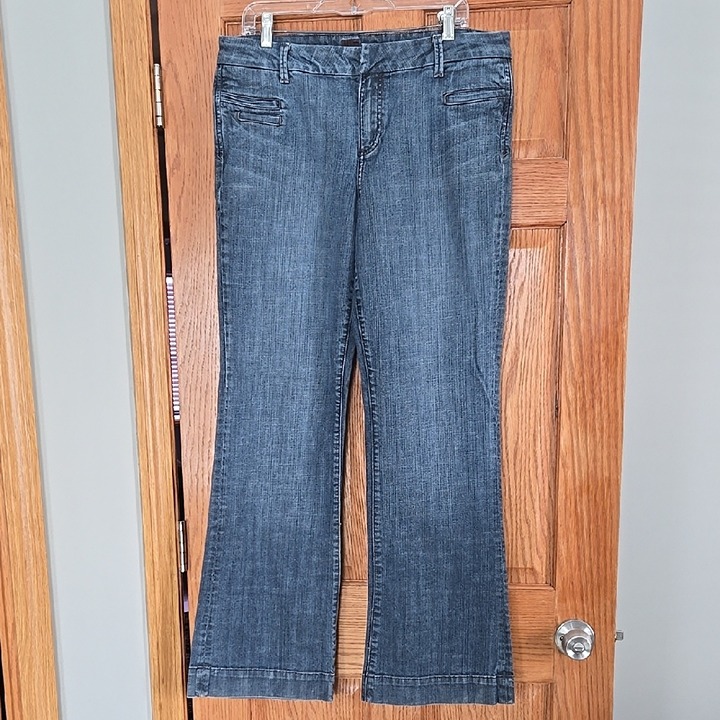 Kut From The Kloth Women's Flare Leg Mid Rise Jeans size 14