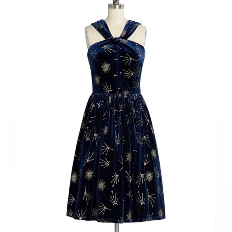 ModCloth x Collectif Velvet Star Retro Pinup Dress