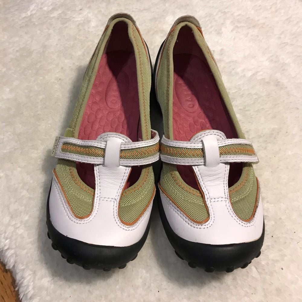 Privo online tennis shoes