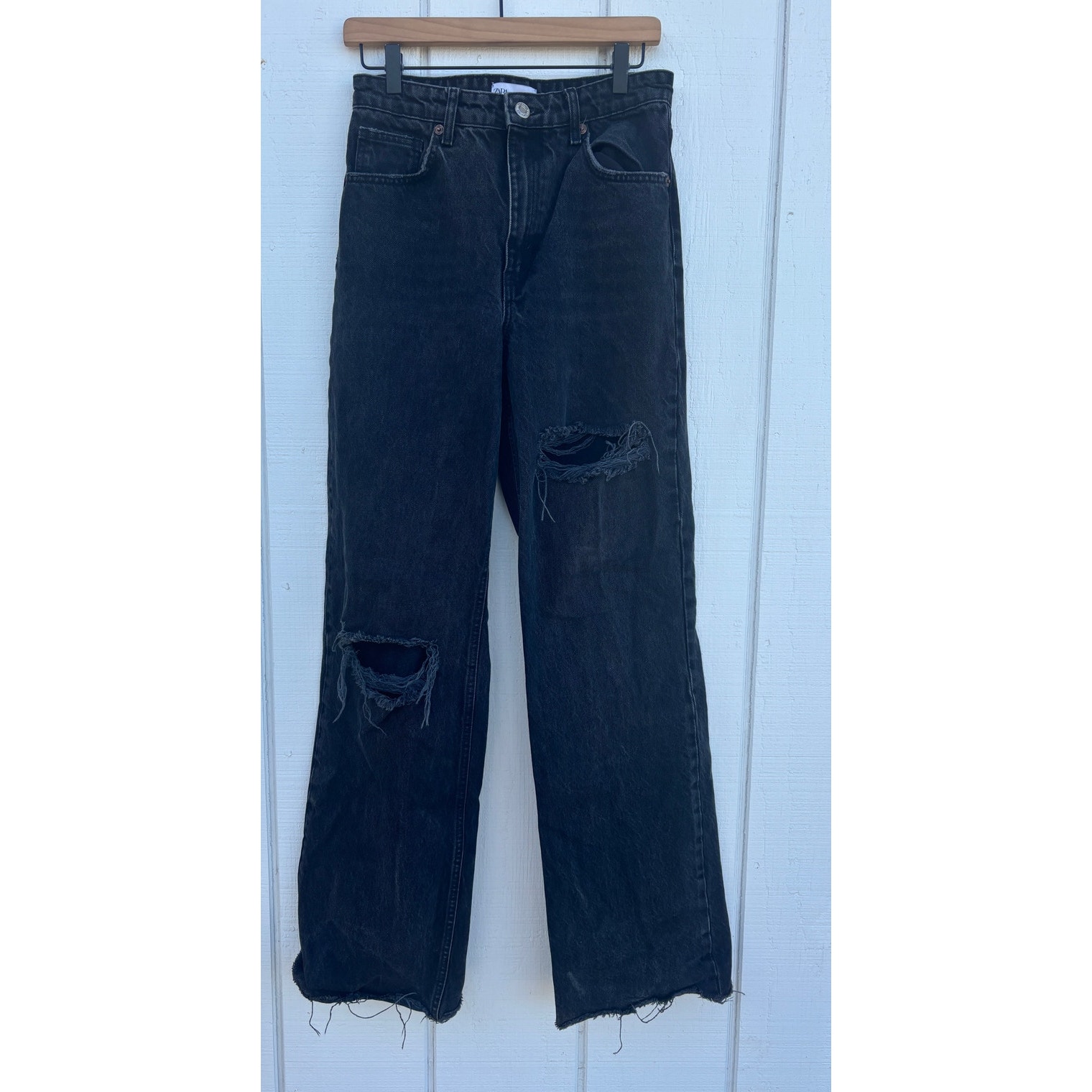 Zara High Waisted Wide Leg Jeans, Distressed, Black, Size 6