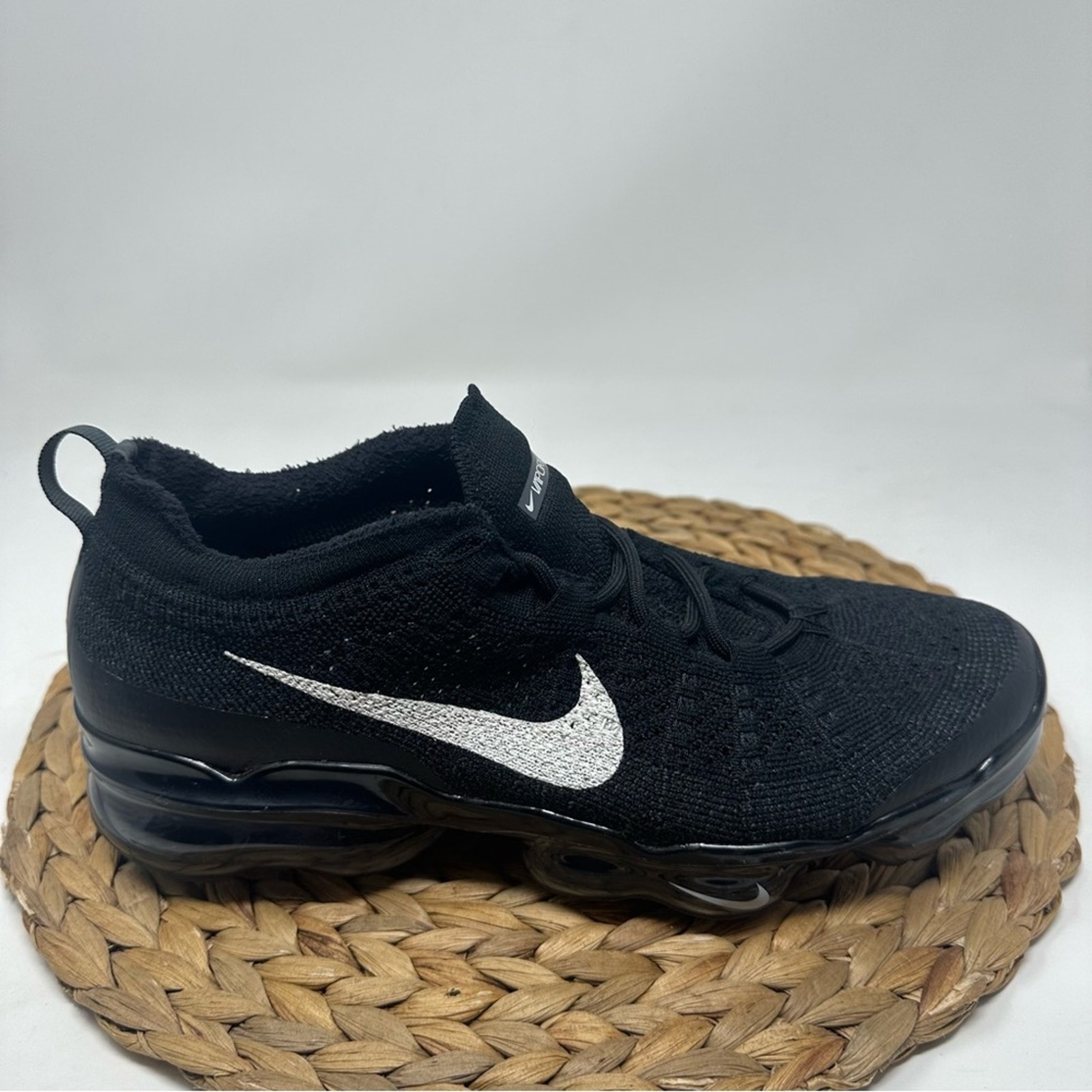 Nike Women's Air VaporMax 2023 Flyknit 'Black Sail' Running Shoes Size 10.5
