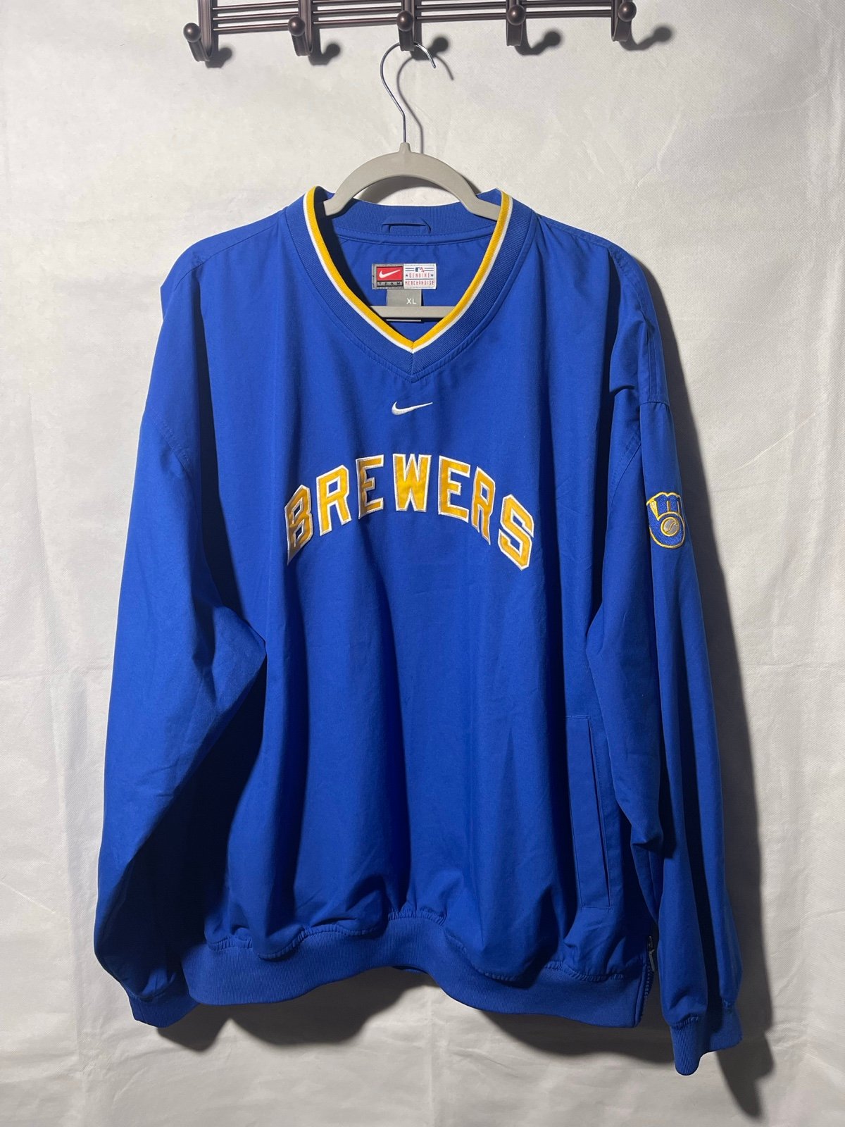 Nike Vintage Milwaukee Brewers Pull Over Windbreaker XL