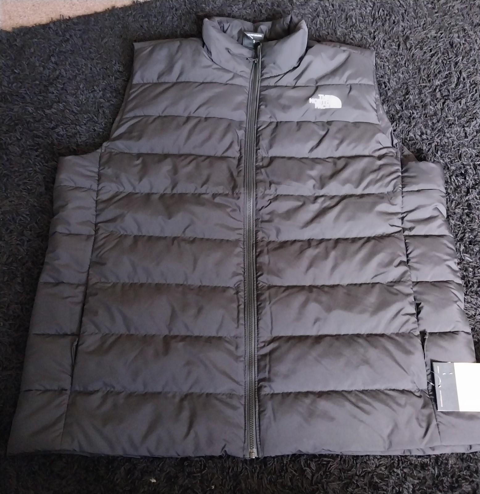 Men's XL ACONCAGUA 3 VEST BLACK NEW ripped
